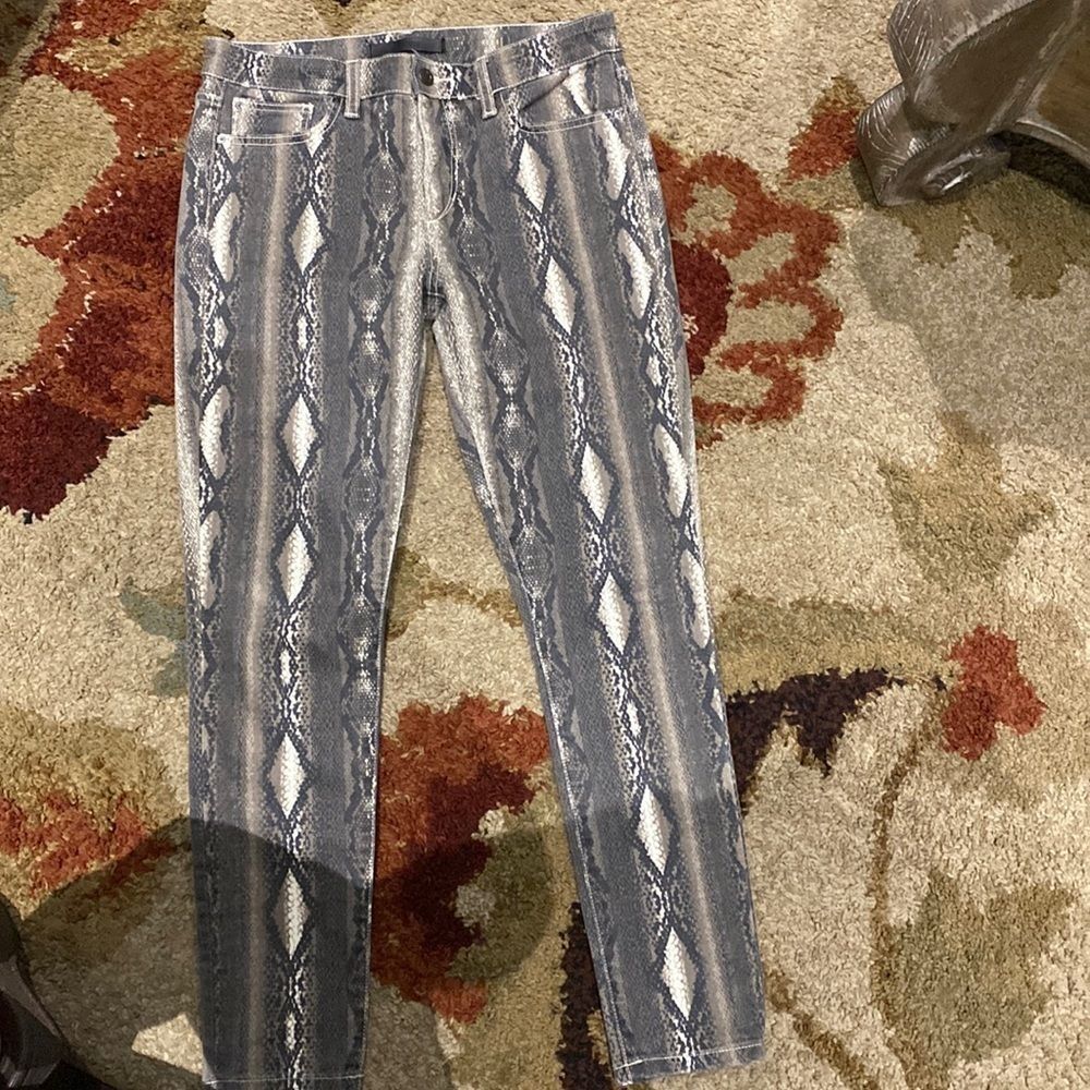 ❤️ Joe’s Animal Skinny Jeans ❤️